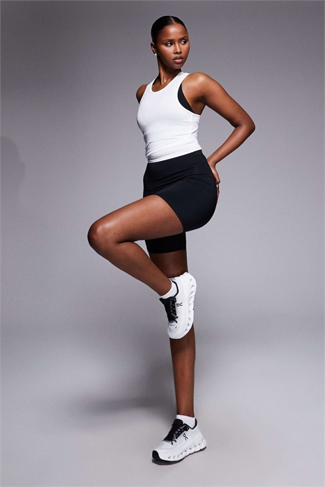 Шорты-леггинсы Icon с высокой талией и длиной штанин 5 дюймов, с карманом на молнии для телефона артикул 151779238