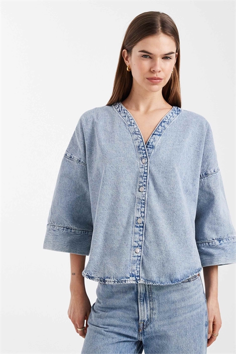 Джинсовая кофта с короткими рукавами и свободным кроем артикул 153084246