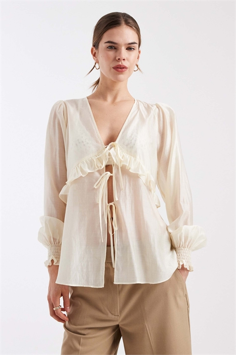 Блузка из полупрозрачного шифона с завязками, разрезом спереди и оборками артикул 153494814