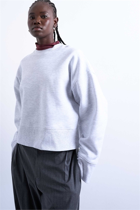 Свитшот премиум-класса, свободного кроя и увеличенного размера артикул 143827257