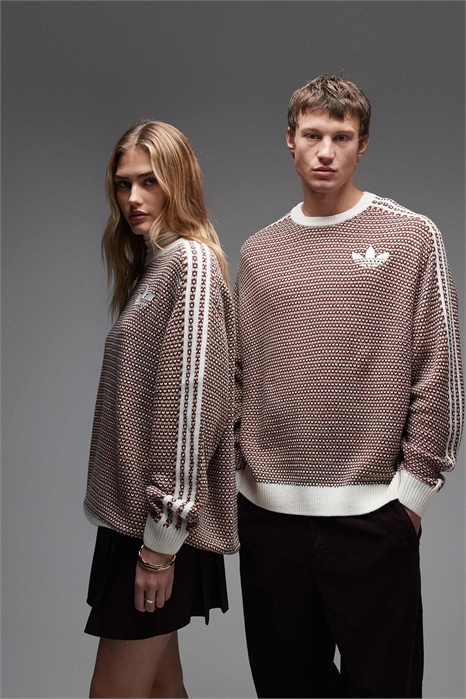 Свитшот из трикотажа артикул 148858157