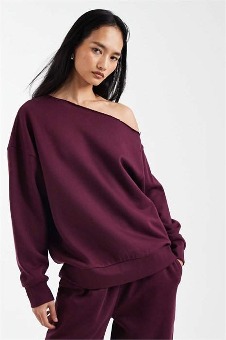 Толстовка с открытыми плечами и воротником-стойкой артикул 152469789