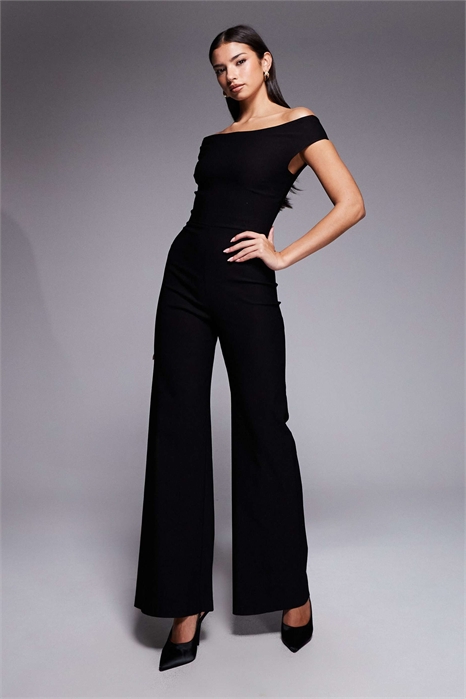 Комбинезон с открытыми плечами из бенгалина артикул 153682391