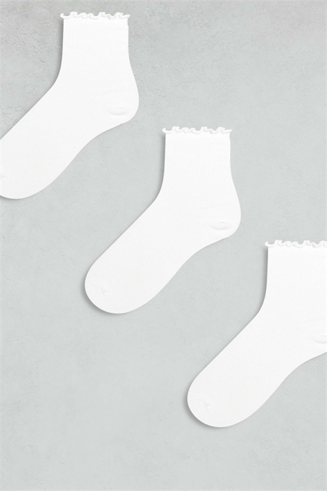 Набор из 3 пар носочков до щиколотки с оборкой артикул 147131953