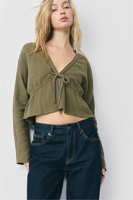 Рубашка с заклепками артикул 156249749