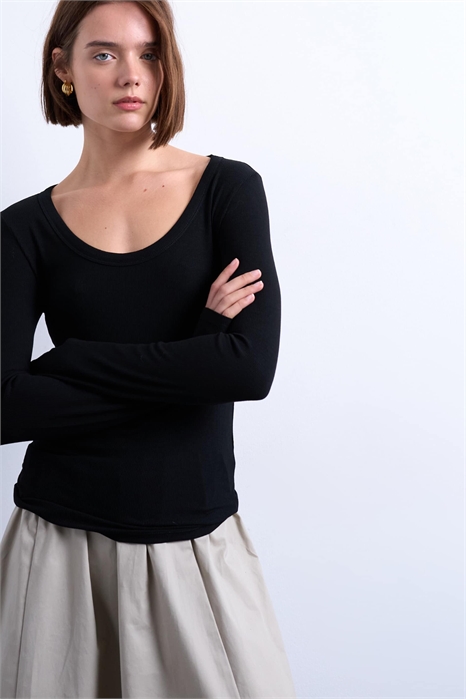 Топ с длинным рукавом и широким вырезом, из ткани премиум-класса артикул 150204641