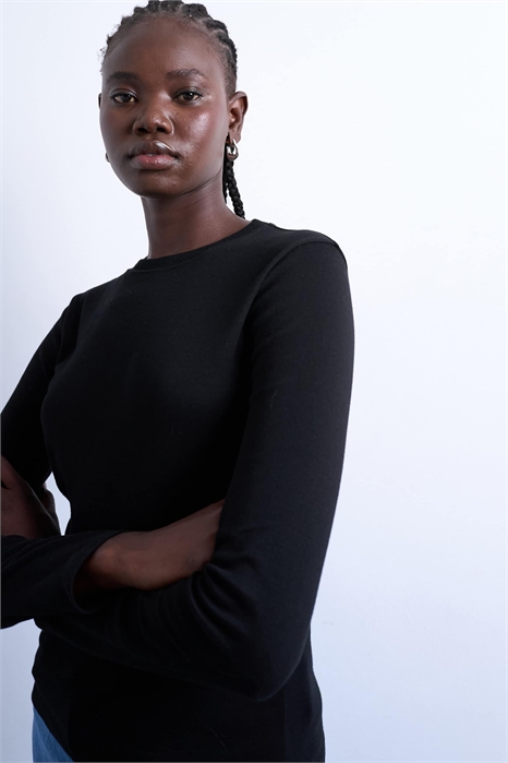 Повседневная футболка с длинным рукавом артикул 150005402