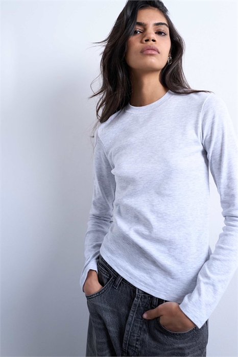 Повседневная футболка с длинным рукавом артикул 150005718