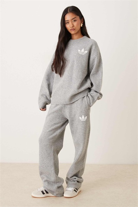 Трикотажные спортивные штаны с широкими брючинами артикул 143962366