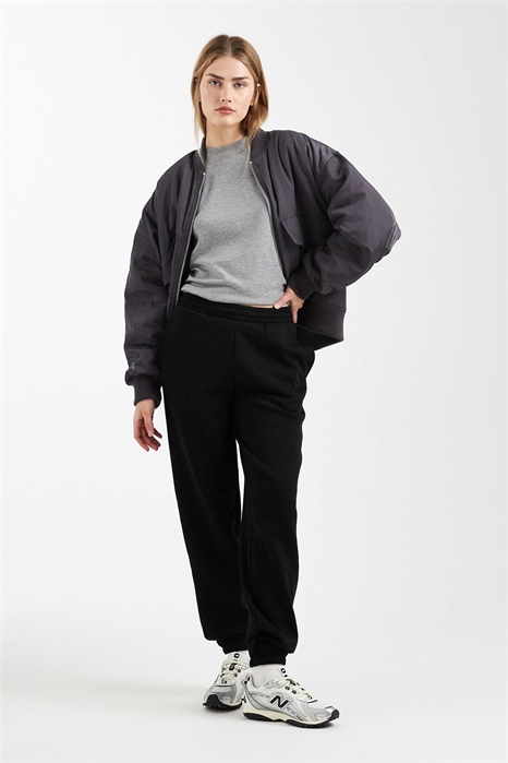 Идеальные джоггеры с отворотами и эффектом «brushback» артикул 147082708