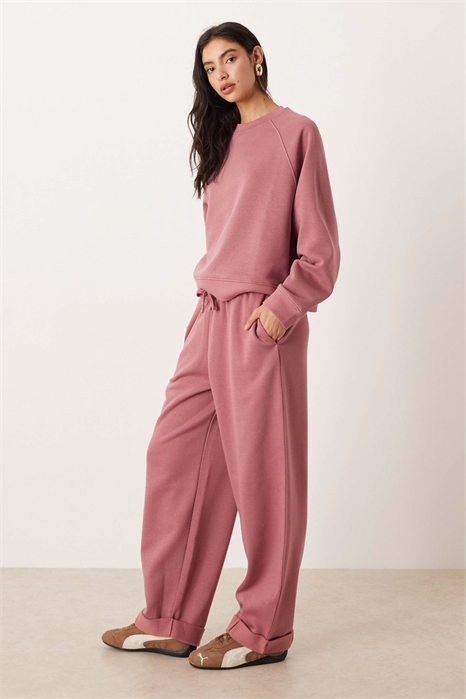 Джоггер свободного кроя с отворотом на подоле артикул 151220651