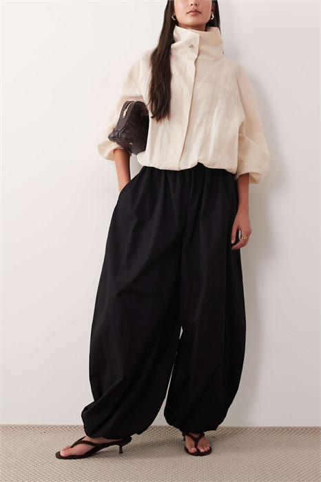 Брюки-балоны из хлопка артикул 150970975