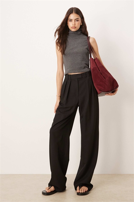 Высокие брюки с широкими брючинами и складками артикул 147898221