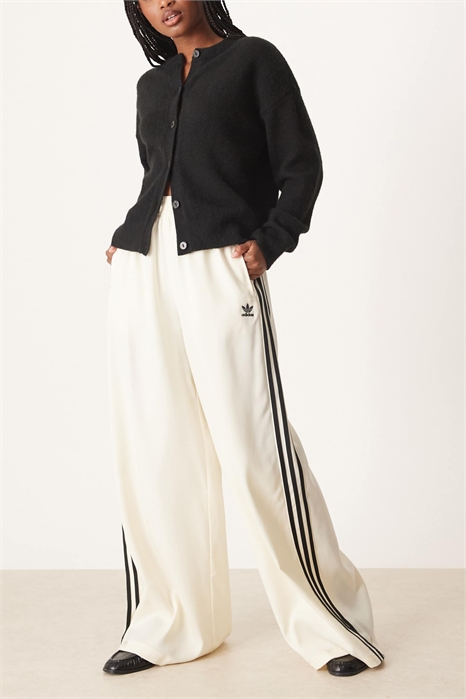 Джоггеры из атласа с широкими брючинами артикул 141910222