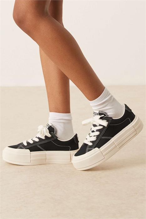 Кроссовки Chuck Taylor All Star Cruise унисекс артикул 133671105