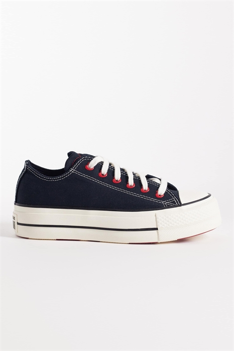 Кроссовки Chuck Taylor All Star Lift Ox с сердечком артикул 151961266