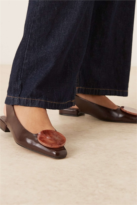 Балетки со шнурком сзади и роскошной отделкой артикул 152321037