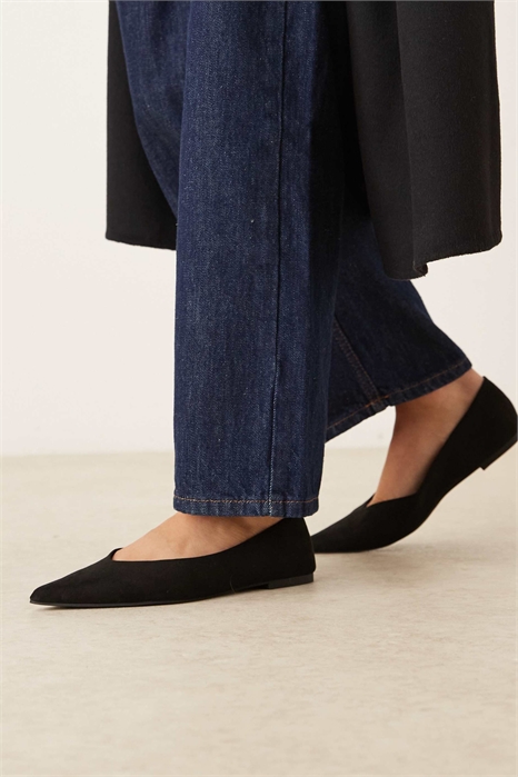 Балетки Ludo с заостренным носком артикул 146784357