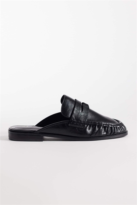 Мули-лоферы с рюшами из кожи мышиного цвета артикул 152321478