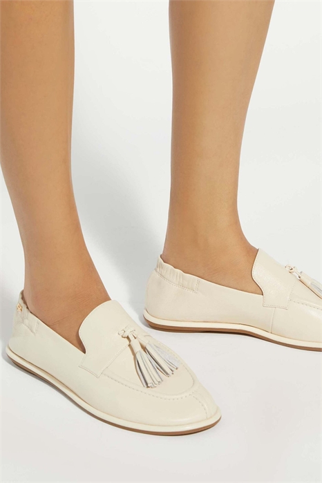 Лоферы на плоской подошве артикул 155452513