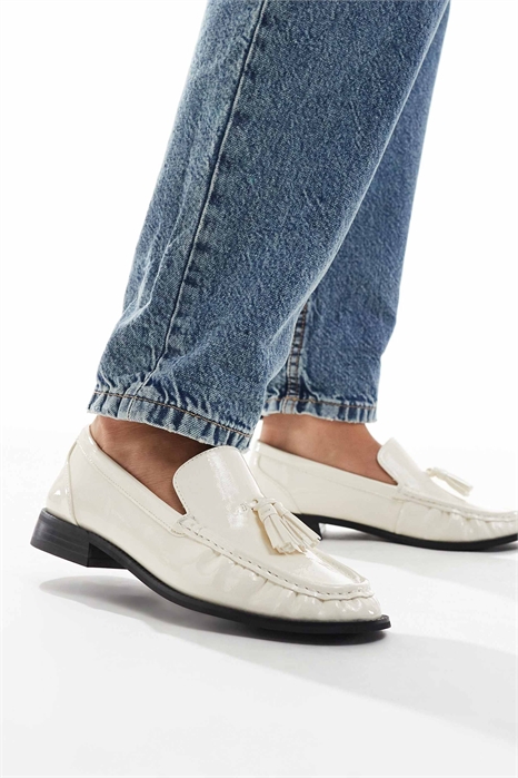 Лоферы с рюшами и кисточками от Sadie артикул 147897323