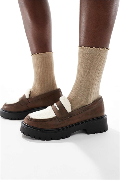 Лоферы Olivia из меховой ткани контрастного цвета артикул 147897357