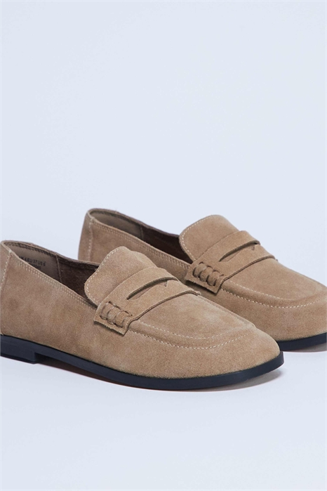 Лоферы «Чарли» из натуральной замши артикул 150932045