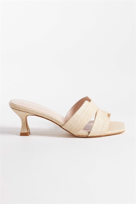 Босоножки-муле с низким каблуком от Clydie артикул 152905389