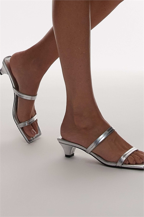 Ботильоны Izzy на конусном каблуке артикул 142803559