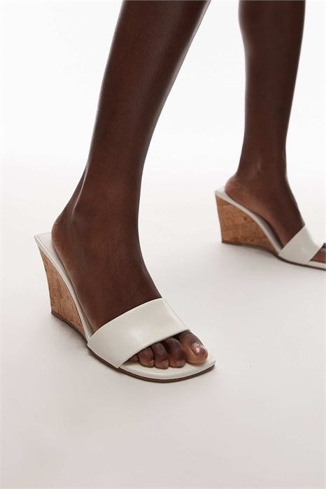 Муле с высоким каблуком-танкеткой от Farah артикул 141616084