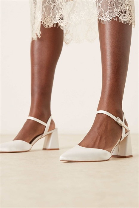 Свадебные туфли Ravina с заостренным носком и широким каблуком артикул 149858862