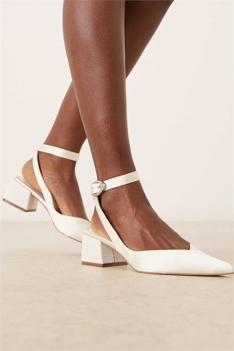 Туфли Sienna на среднем каблуке артикул 152154868