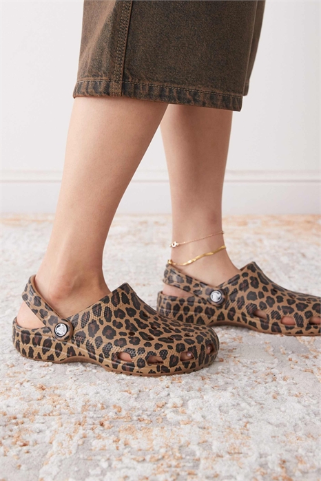 Классические сабо артикул 150201565