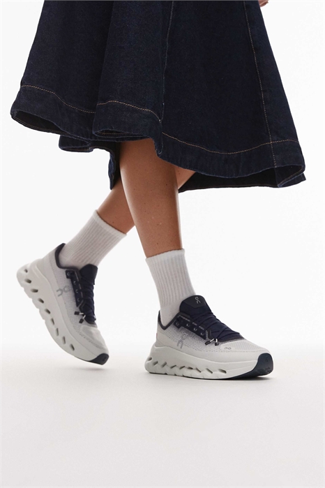 Кроссовки Cloudtilt для повседневного ношения артикул 143750445