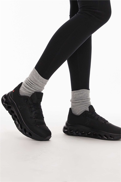 Кроссовки Cloudtilt для повседневного ношения артикул 136563548