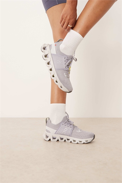 Кроссовки для бега ON Cloudswift 4 артикул 143750459