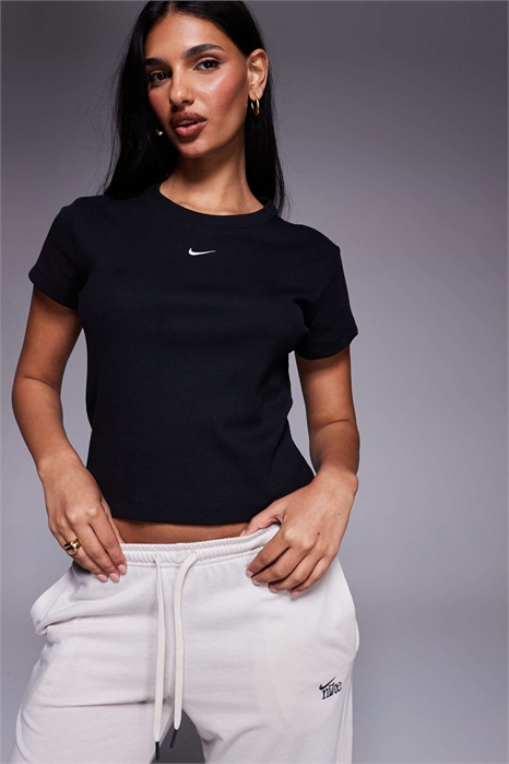 Топ с ребристым принтом и короткими рукавами артикул 149954306