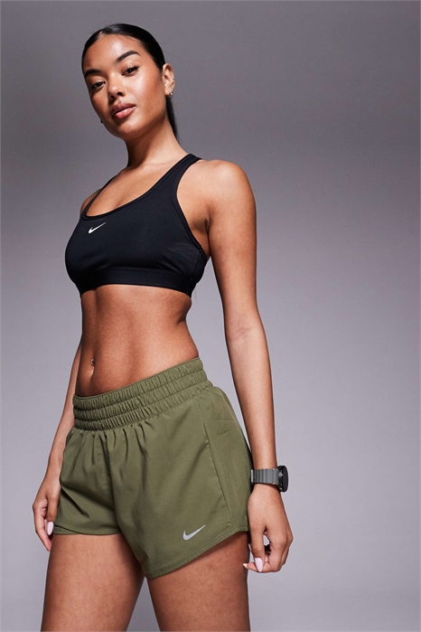 Шорты Nike One Training Dri-FIT средней длины (7,6 см) артикул 147133128