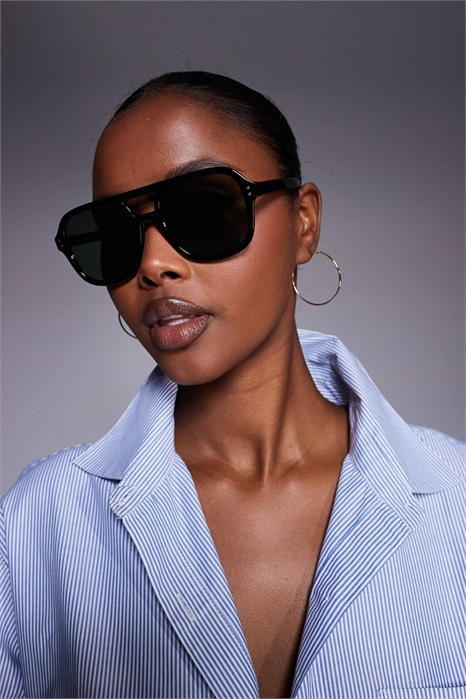 Эксклюзивные солнцезащитные очки в стиле «авиатор» с тонкой оправой артикул 153150548