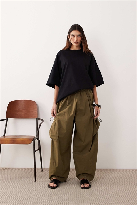 Брюки с шнурком артикул 153517951