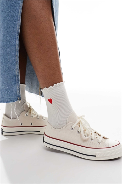 Кроссовки Chuck 70 Ox с широкой колодкой артикул 140592408