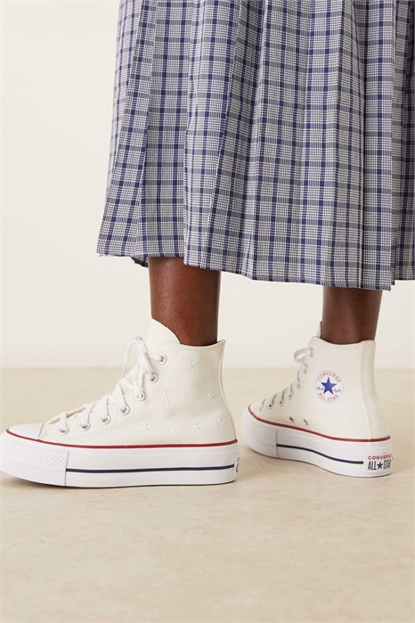 Кроссовки Chuck Taylor All Star Lift Hi на платформе артикул 143755364