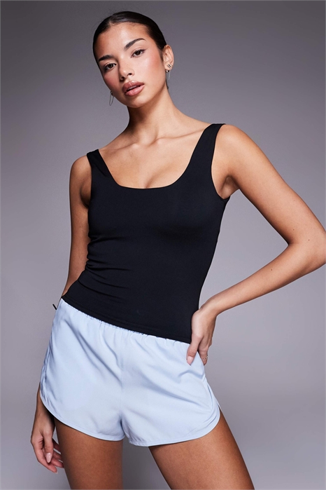 Жилет с квадратным вырезом и встроенным бюстгальтером артикул 151100082