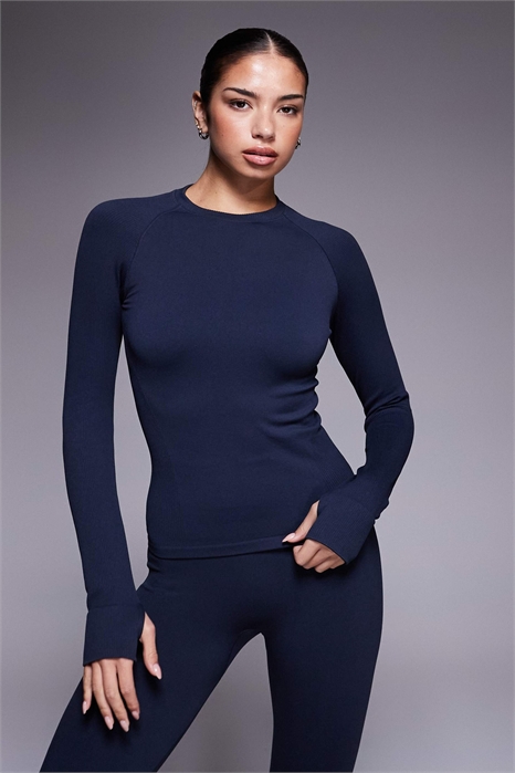 Топ с длинными рукавами, скроенный без швов артикул 151864220