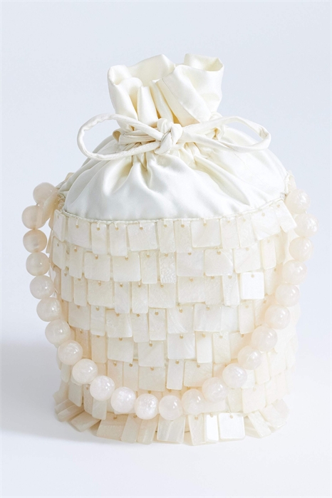 Маленькая сумка-ведро Georgie с декоративными элементами артикул 149628266