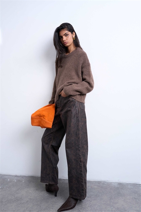 Джинсы средней посадки с широкими брючинами артикул 144075601