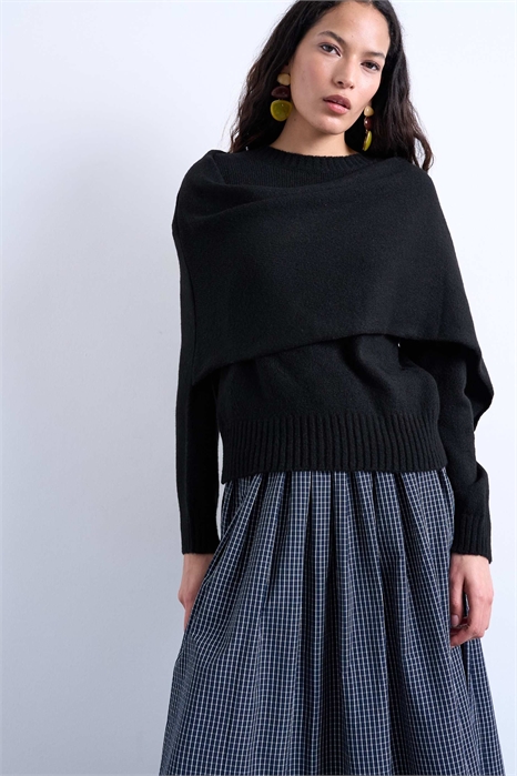 Свитер с вязаным шарфом артикул 154587644