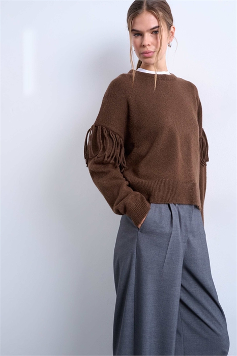 Свитер с вязаной бахромой артикул 152471163