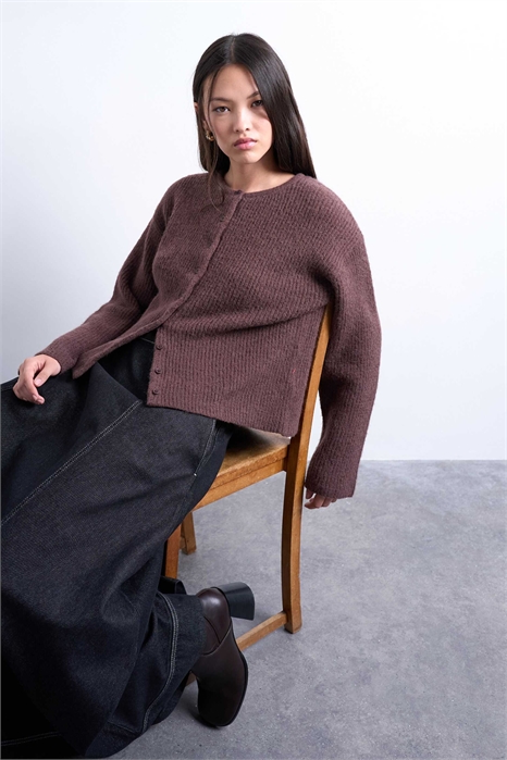 Вязаный кардиган свободного кроя с простым ребристым узором артикул 142327330