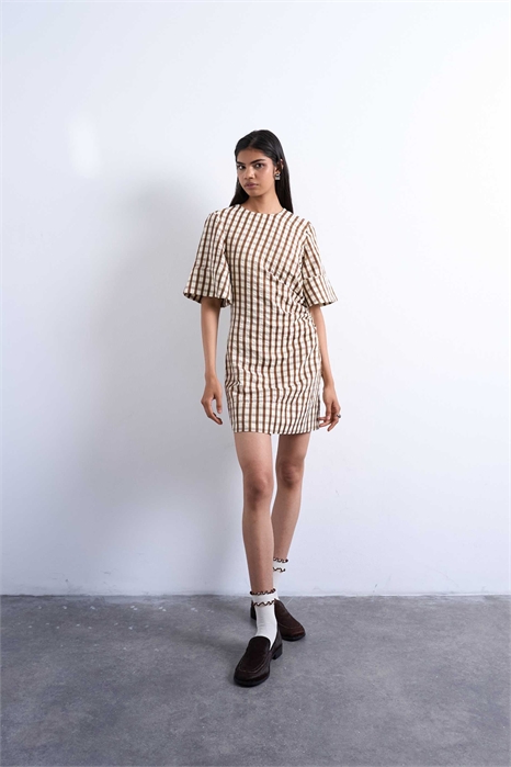 Мини-платье из ткани «сирсакер» артикул 143755827